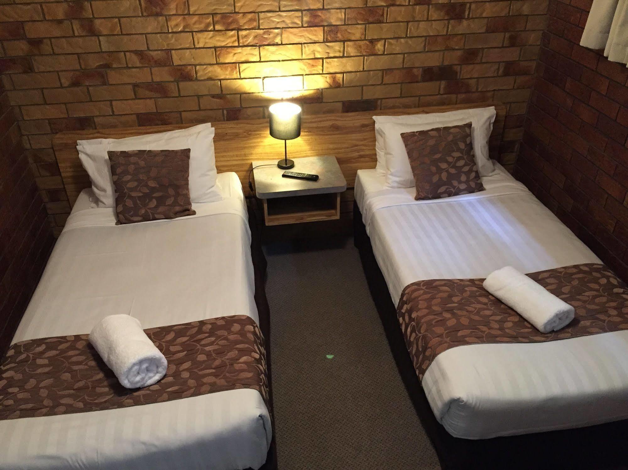 Ruthven Street Motor Inn Toowoomba Kültér fotó